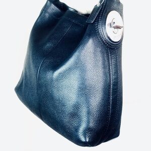 COACH Penelope Hobo Black Leather Shoulder Bag F16535